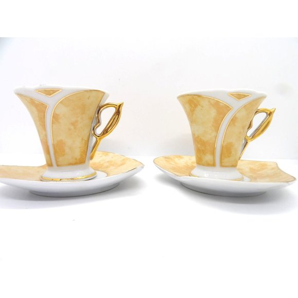 Tea Cups and Saucers T. Bavaria Germany Design (2) preowned - Picture 2 of 5